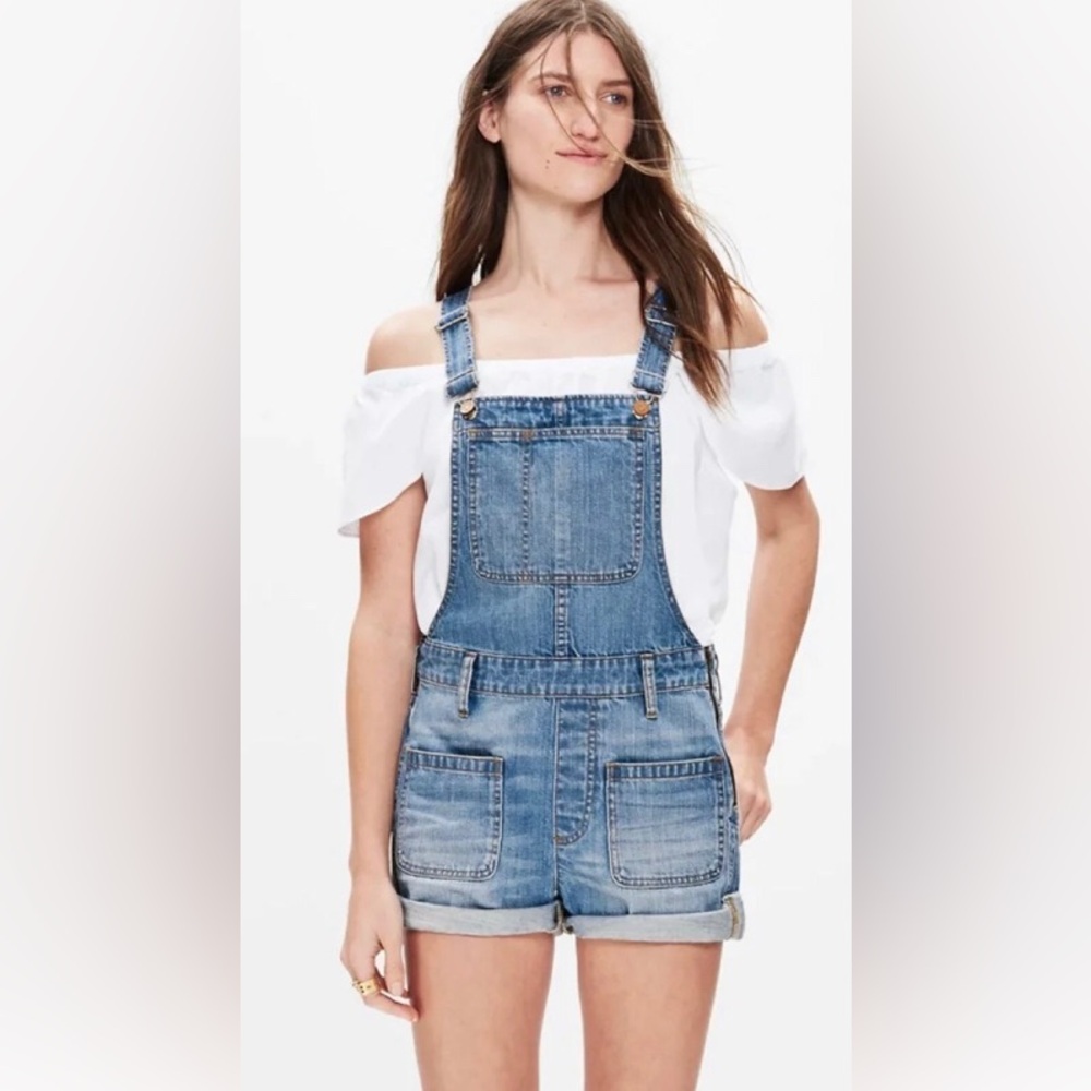 Madewell Adirondack Short Overalls in Isley Wash Size S